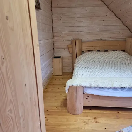 Сasa de vacaciones Vysoka Brama дерев'яний будиночок з чаном Oriv