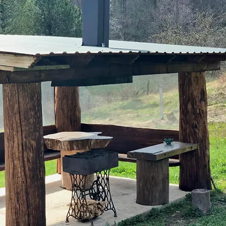 Holiday home Vysoka Brama дерев'яний будиночок з чаном *