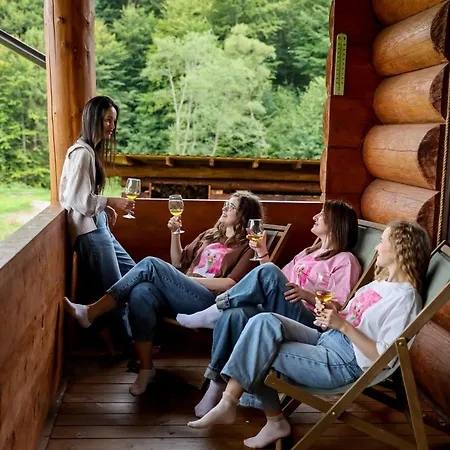 Vysoka Brama дерев'яний будиночок з чаном Holiday home *