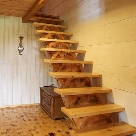 Holiday home Vysoka Brama дерев'яний будиночок з чаном