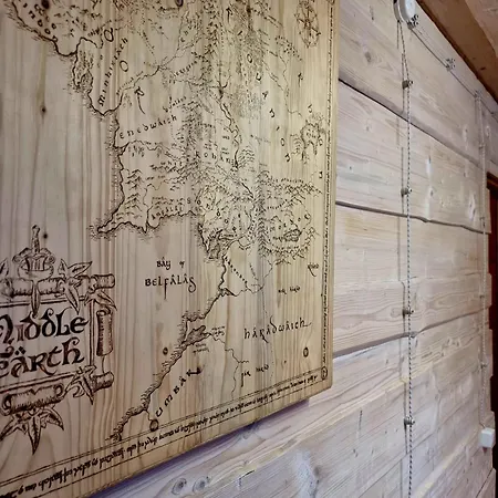 Holiday home Vysoka Brama дерев'яний будиночок з чаном *