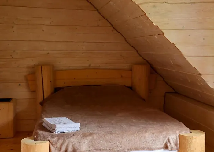 Holiday home Vysoka Brama дерев'яний будиночок з чаном *