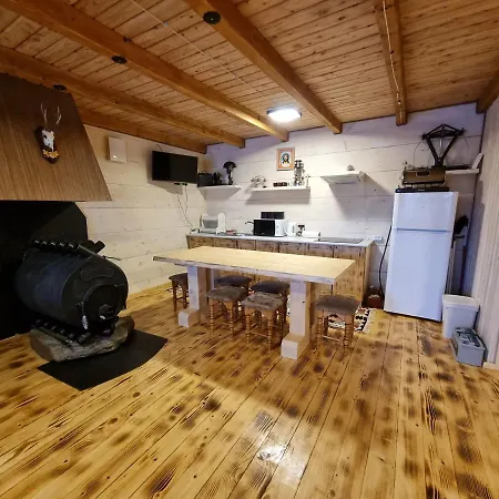 Holiday home Vysoka Brama дерев'яний будиночок з чаном